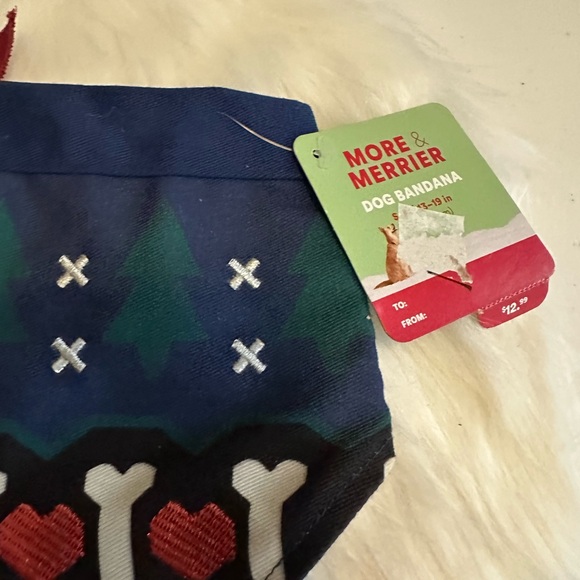 🩷5/$10 Festive Dog Bandana with Trees and Hearts - Picture 4 of 6